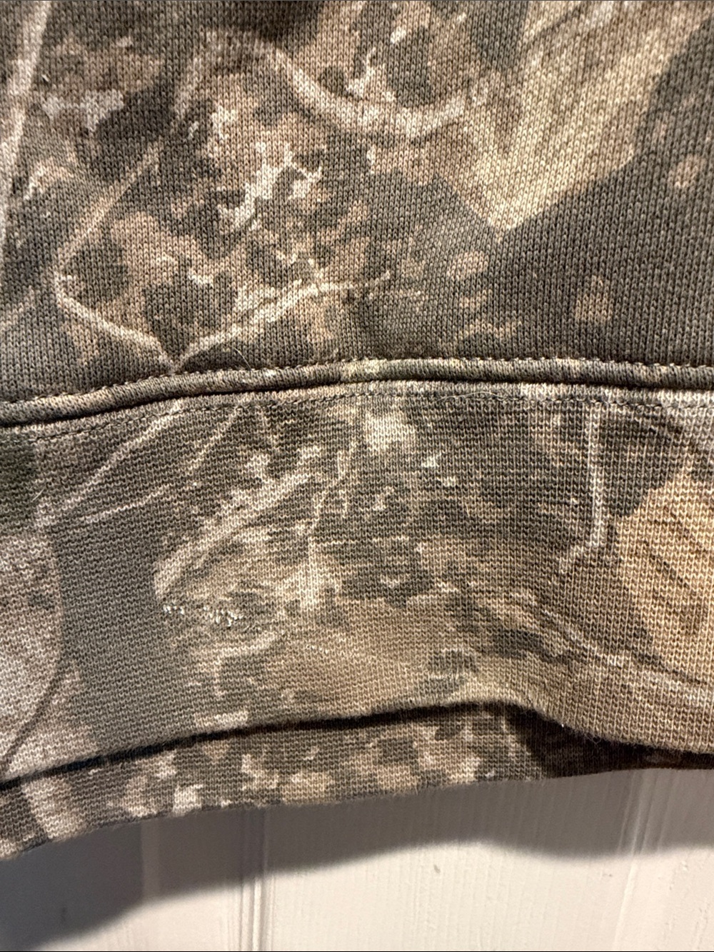 Women's Hooded Camo Sweatshirt - Gray/Cream - Picture 5 of 5